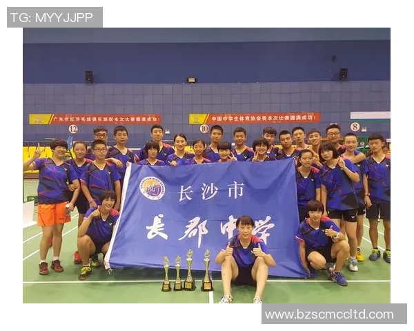 武汉羽毛球队灵活应变的训练策略与比赛表现分析